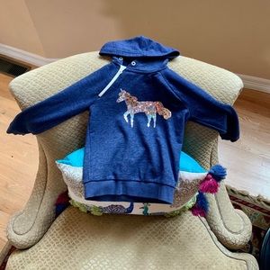Cat & Jack blue sweatshirt sequined horse sz 7/8